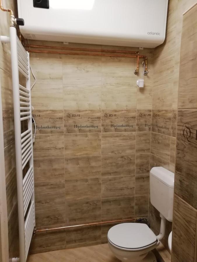 Appartement Collingo Belvarosi Szallas à Kazincbarcika Extérieur photo