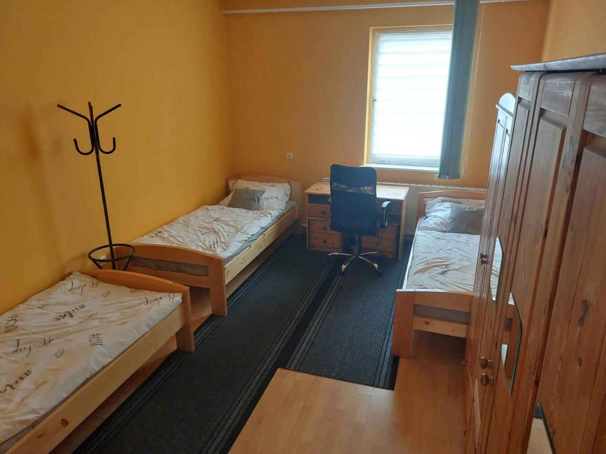 Appartement Collingo Belvarosi Szallas à Kazincbarcika Extérieur photo